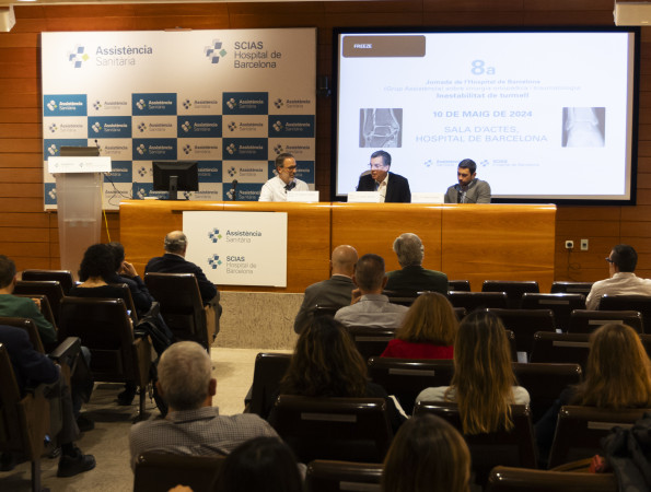 Especialistes durant la 8a Jornada de Cirurgia Ortopèdica i Traumatologia